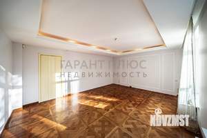 Таунхаус 201м&sup2;, 3-этажный, участок 1 сот.  