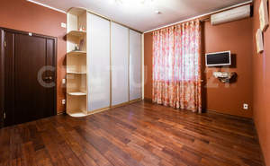 Дом 316м&sup2;, 3-этажный, участок 7 сот.  