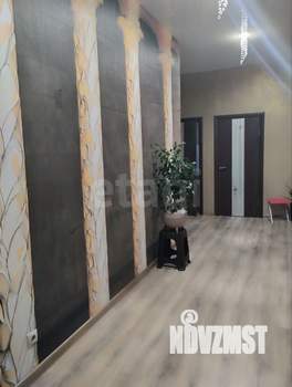 Дом 500м&sup2;, 3-этажный, участок 10 сот.  