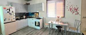 Дом 140м², 2-этажный, участок 10 сот.  