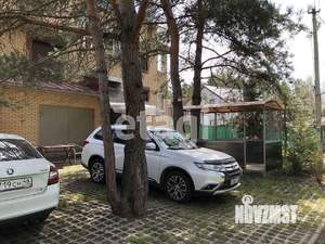 Дом 470м², 3-этажный, участок 15 сот.  