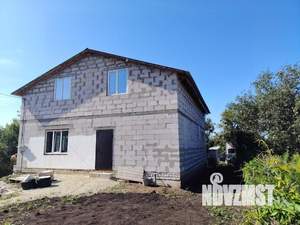 Дом 213м&sup2;, 2-этажный, участок 6 сот.  