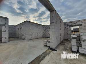 Дом 180м&sup2;, 1-этажный, участок 10 сот.  