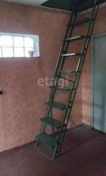 Дом 60м², 2-этажный, участок 5 сот.  