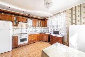 Коттедж 175м², 2-этажный, участок 12 сот.  