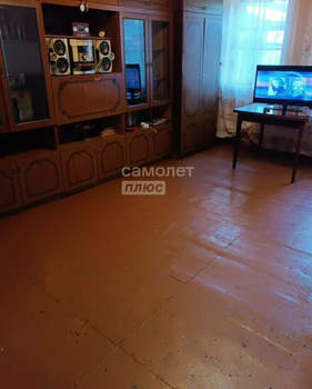 Дом 42м&sup2;, 1-этажный, участок 10 сот.  