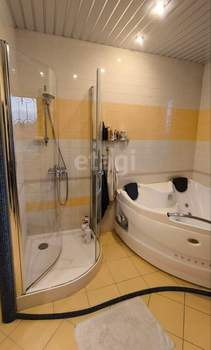 Дом 245м², 2-этажный, участок 9 сот.  