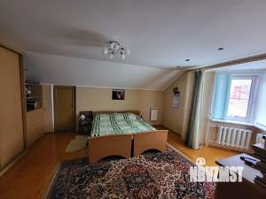 Коттедж 270м², 3-этажный, участок 9 сот.  