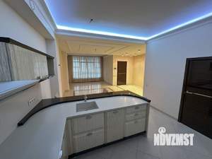 Таунхаус 201м², 4-этажный, участок 1 сот.  