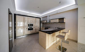 Дом 201м², 3-этажный, участок 1 сот.  