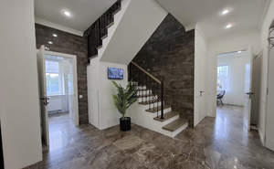 Дом 218м&sup2;, 2-этажный, участок 19 сот.  