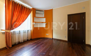 Дом 316м&sup2;, 3-этажный, участок 7 сот.  