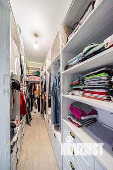 Коттедж 344м², 2-этажный, участок 10 сот.  