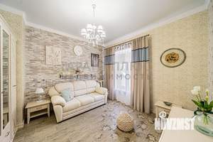 Коттедж 344м², 2-этажный, участок 10 сот.  