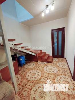 Дом 235м&sup2;, 2-этажный, участок 6 сот.  