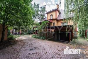 Дом 316м², 3-этажный, участок 7 сот.  