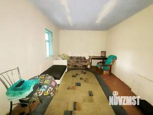 Дом 20м&sup2;, 2-этажный, участок 6 сот.  