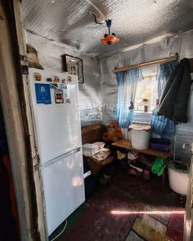 Дом 20м&sup2;, 2-этажный, участок 5 сот.  