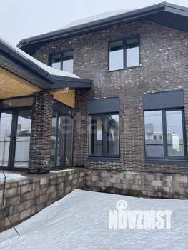 Дом 233м&sup2;, 2-этажный, участок 30 сот.  