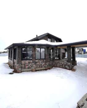 Дом 233м&sup2;, 2-этажный, участок 30 сот.  