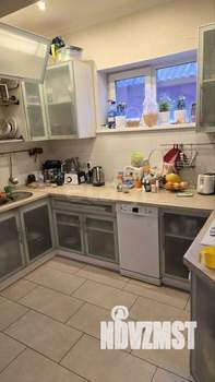 Дом 175м&sup2;, 2-этажный, участок 7 сот.  