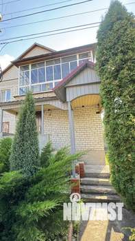 Коттедж 220м², 2-этажный, участок 12 сот.  