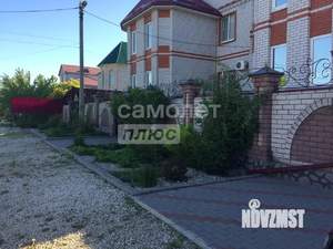 Коттедж 548м², 3-этажный, участок 15 сот.  