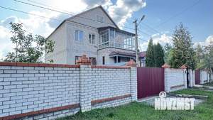 Коттедж 220м&sup2;, 2-этажный, участок 12 сот.  