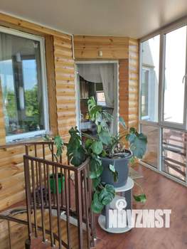 Дом 500м&sup2;, 3-этажный, участок 10 сот.  