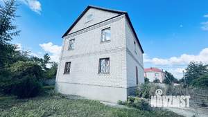 Коттедж 220м&sup2;, 2-этажный, участок 12 сот.  