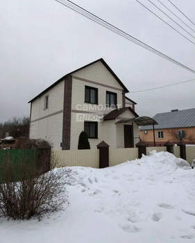 Дом 182м&sup2;, 2-этажный, участок 7 сот.  