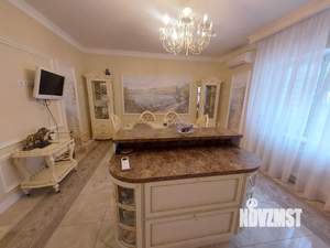 Дом 390м&sup2;, 2-этажный, участок 9 сот.  