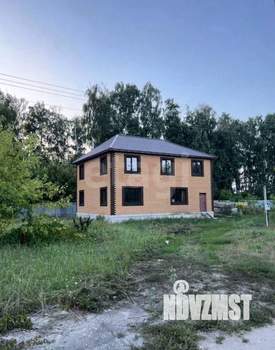 Дом 220м&sup2;, 2-этажный, участок 10 сот.  