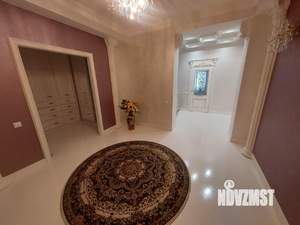 Дом 390м&sup2;, 2-этажный, участок 9 сот.  