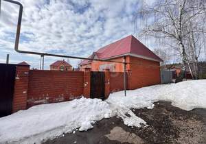 Дом 300м&sup2;, 2-этажный, участок 15 сот.  