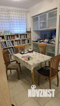 Дом 175м&sup2;, 2-этажный, участок 7 сот.  