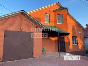 Коттедж 295м&sup2;, 2-этажный, участок 8 сот.  