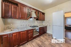 Дом 98м&sup2;, 1-этажный, участок 9 сот.  