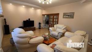 Дом 245м², 2-этажный, участок 9 сот.  