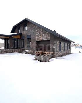 Дом 233м&sup2;, 2-этажный, участок 30 сот.  