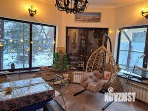 Дом 250м&sup2;, 2-этажный, участок 11 сот.  