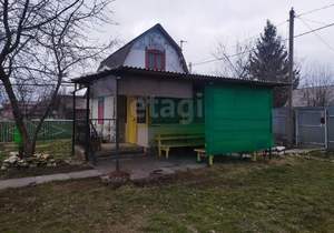 Дом 32м², 2-этажный, участок 6 сот.  