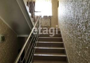Дом 470м², 3-этажный, участок 15 сот.  