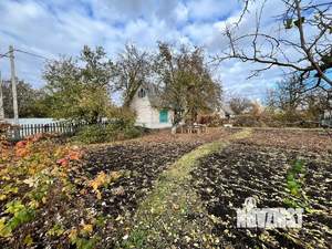 Дом 30м&sup2;, 2-этажный, участок 6 сот.  