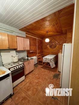 Дом 211м&sup2;, 2-этажный, участок 10 сот.  