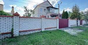 Дом 220м², 2-этажный, участок 12 сот.  