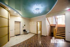 Дом 500м², 2-этажный, участок 10 сот.  