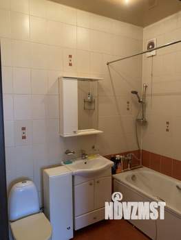 Коттедж 218м², 2-этажный, участок 6 сот.  