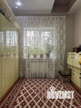Дом 244м², 2-этажный, участок 15 сот.  