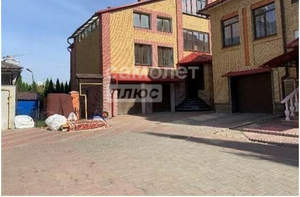 Дом 645м&sup2;, 4-этажный, участок 5 сот.  